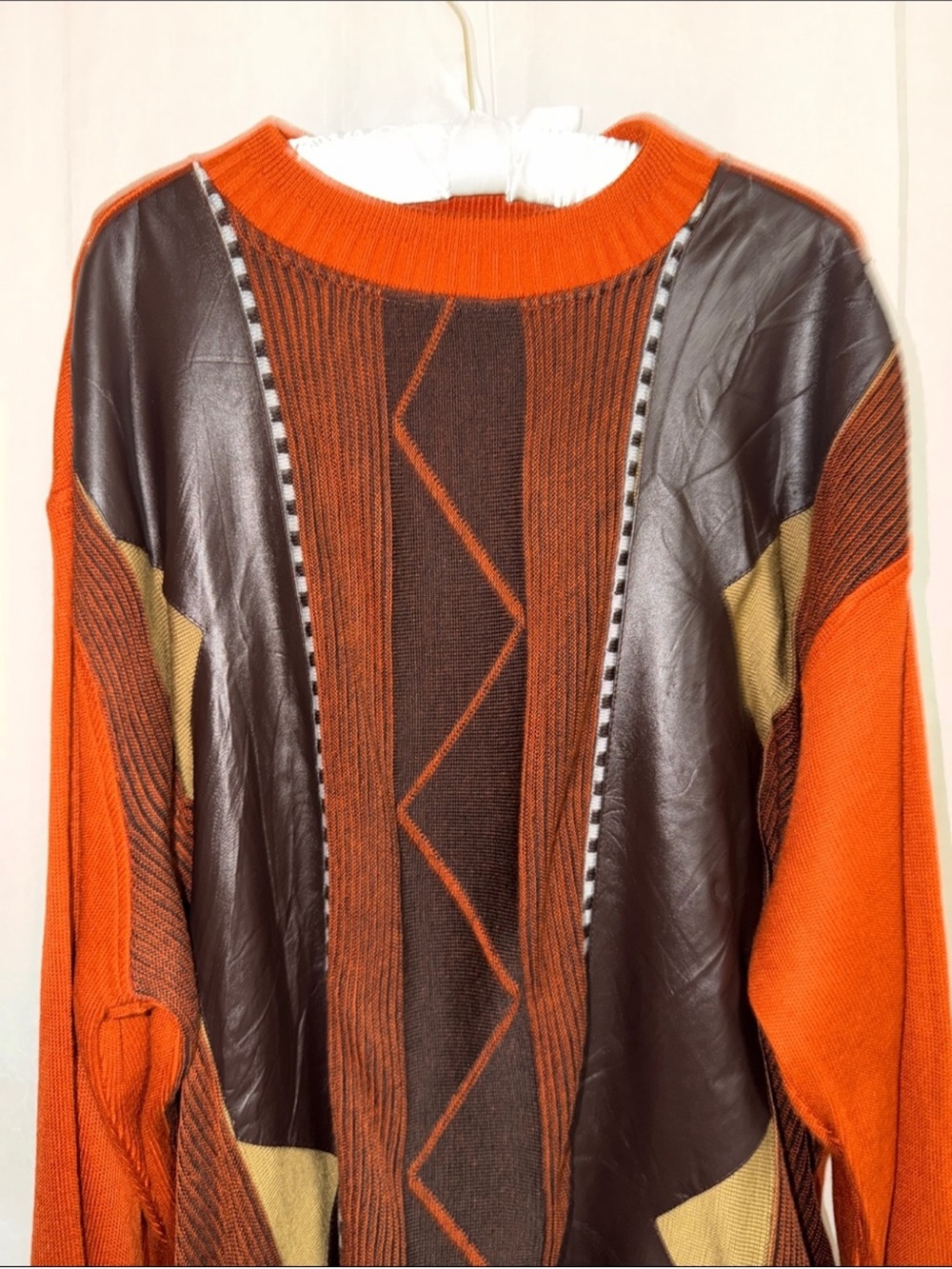 BAGAZIO XL Burnt Orange Brown Tooled Faux Leather Knit Crew Sweater